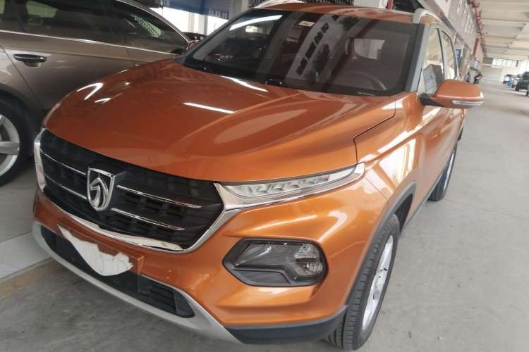 Used Baojun 510 2017 1.5L Automatic Fashion Model