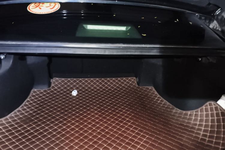 Used Toyota Camry 2018 2.0G Luxury Edition
