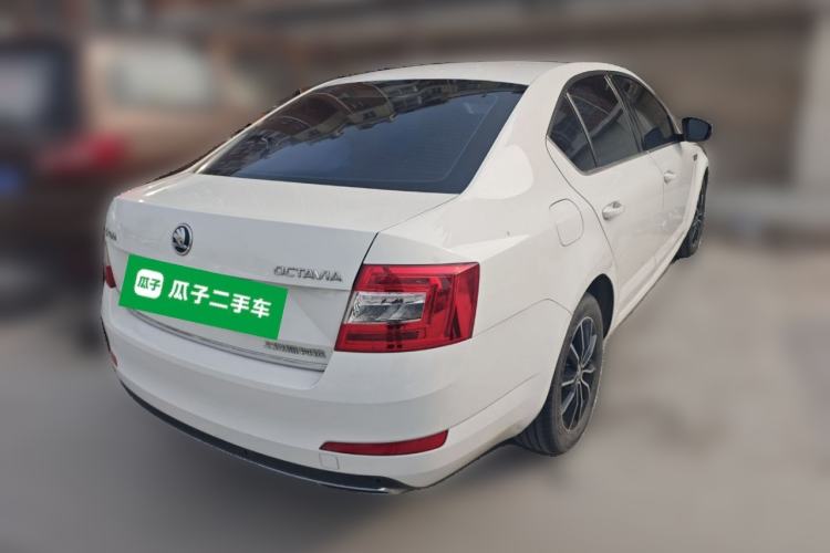 Used Skoda Octavia 2017 1.6L Automatic Smart Drive Edition
