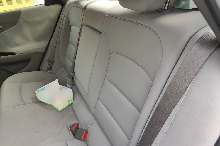 Used Chevrolet Malibu XL 2016 1.5T Dual-Clutch Enjoyment Edition Left Rear Seat