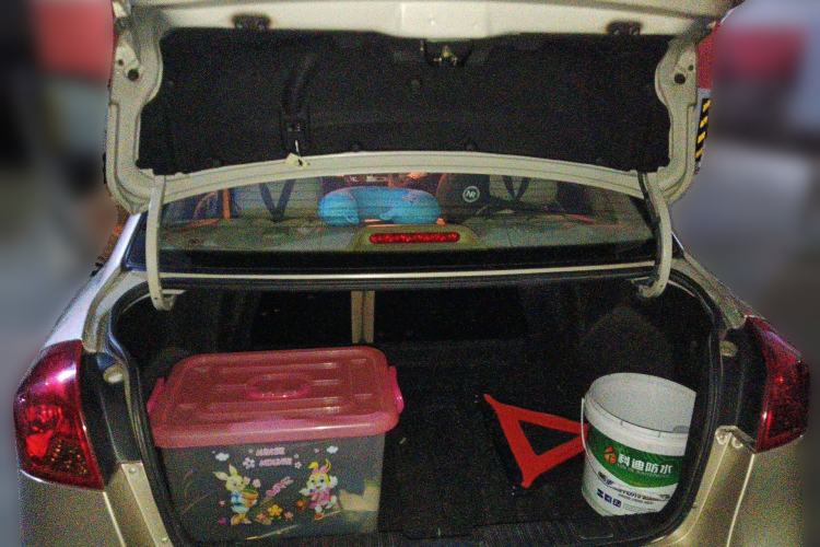 Used Buick Excelle 2013 1.5L Manual Classic Model Trunk