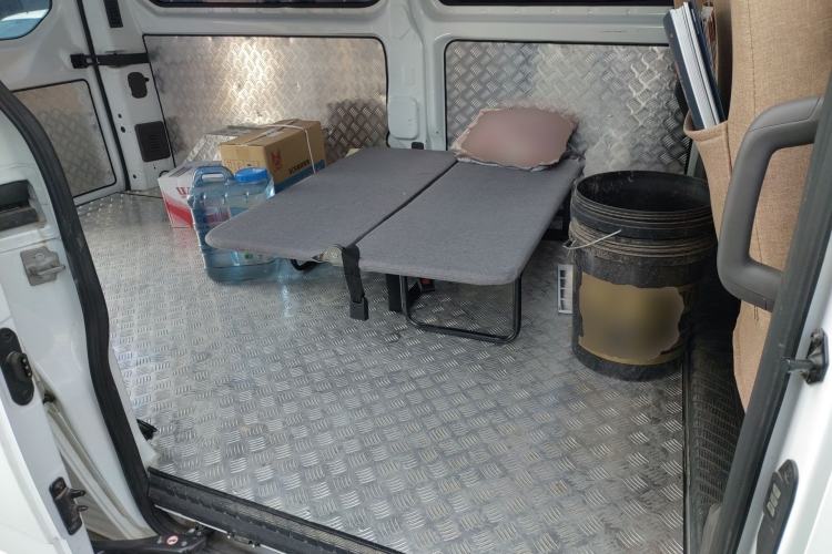 Used Ford Transit 2023 2.0T Diesel Automatic Multi-Purpose Commercial Vehicle Mid-Frame Mid-Roof 5/6 Seats
