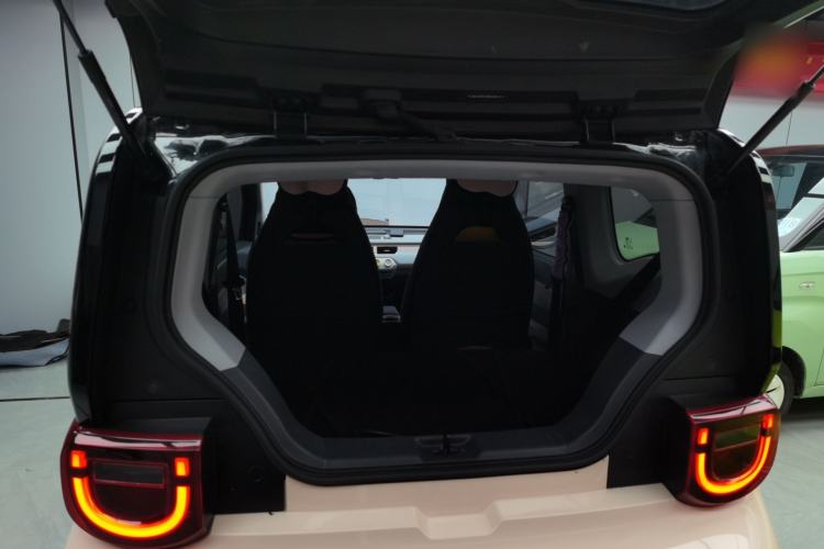 Used Chery QQ Ice Cream 2022 120km Conical Shape Lithium Iron Phosphate