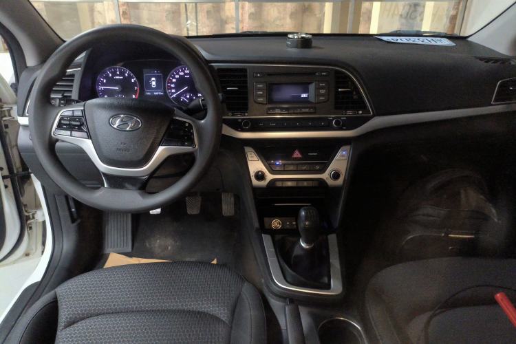 Used Hyundai Elantra (6th Generation / Lingdong) 2016 1.6L Manual ZhiXuan · Dynamic Model
