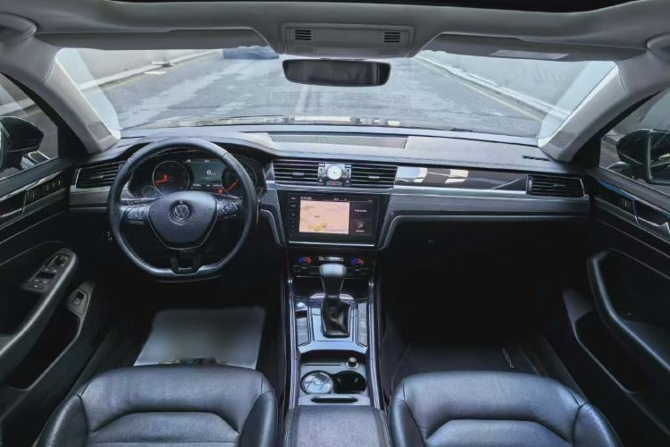 Used Volkswagen Phideon 2018 Revised Version 380TSI Two-Wheel Drive Business Edition Interior 1