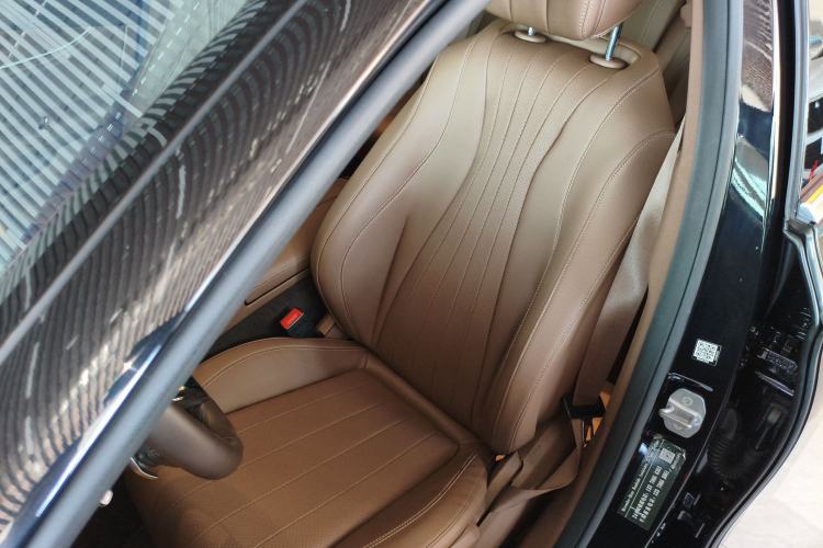 Used Mercedes-Benz E-Class 2023 Updated E 300 L Luxury Edition
