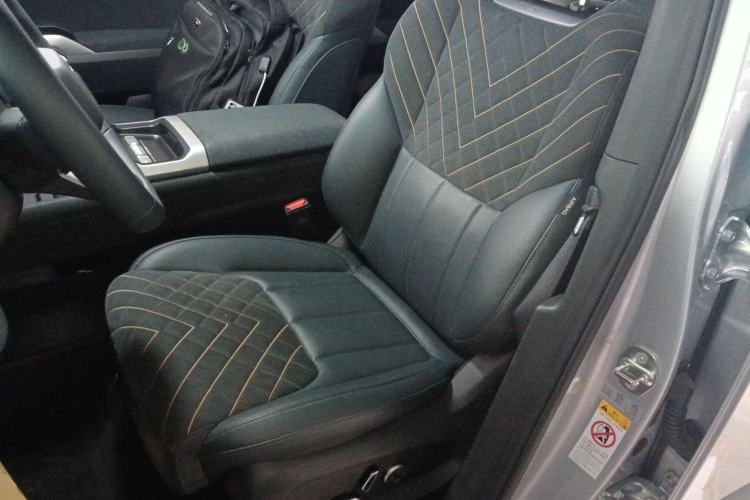 Used Deepal G318 2024 Four-Wheel-Drive Air Suspension Model