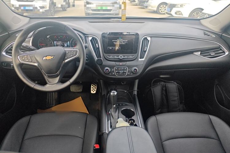 Used Chevrolet Malibu XL 2016 1.5T Dual-Clutch RuiShang Edition Center Console