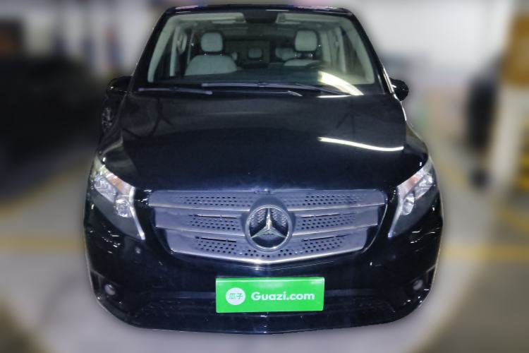 Used Mercedes-Benz Vito 2018 2.0T Elite Version 7 Seats China VI Emission Standard
