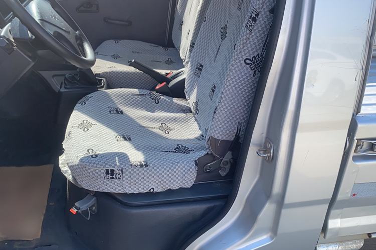 Used Wuling Zhiguang Small Truck 2020 1.2L Single Cab
