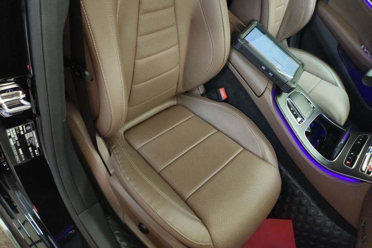 Used Mercedes-Benz E-Class 2023 E 300 L Sport Luxury Edition Right Front Seat