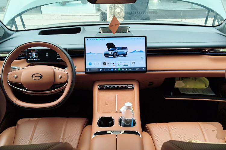 Used GAC Trumpchi Xiangwang S7 2025 180km Ultra All-Wheel Drive LiDAR Edition Center Console