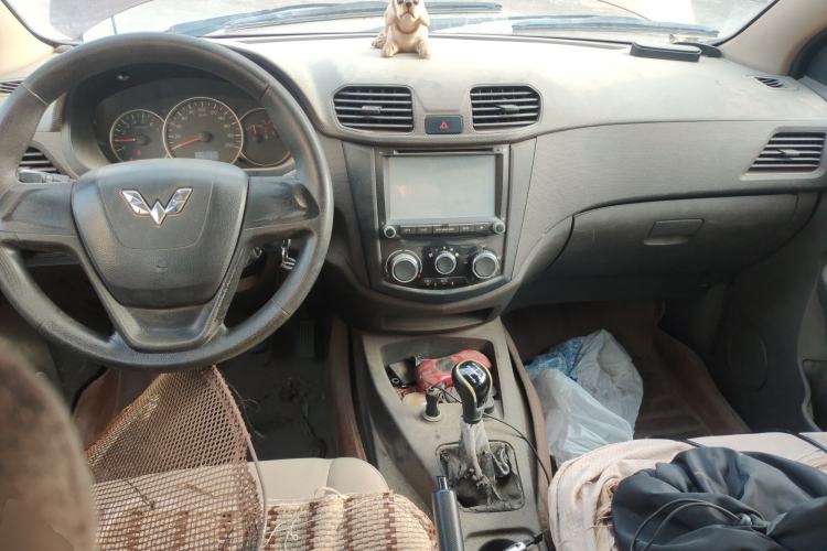 Used Wuling Hongguang 2014 1.2L S Standard Version China IV Standard