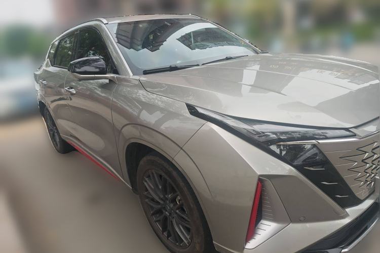 Used CHANGAN OSHAN Z6 2022 Blue Whale 1.5T DCT Luxury Model