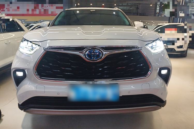 Used Toyota Highlander 2023 2.5L Smart Electric Hybrid Dual-Motor All-Wheel-Drive Supreme Edition – 7 Seats Front