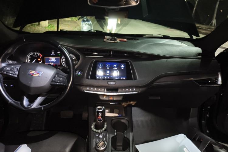 Used Cadillac XT4 2018 28T Two-Wheel Drive Tech Version