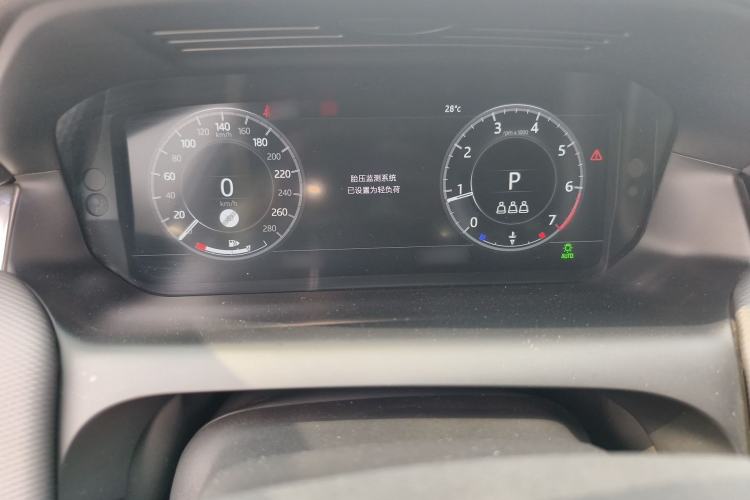 Used Land Rover Discovery Sport 2021 249 PS R-Dynamic S Performance Edition Instrument Cluster