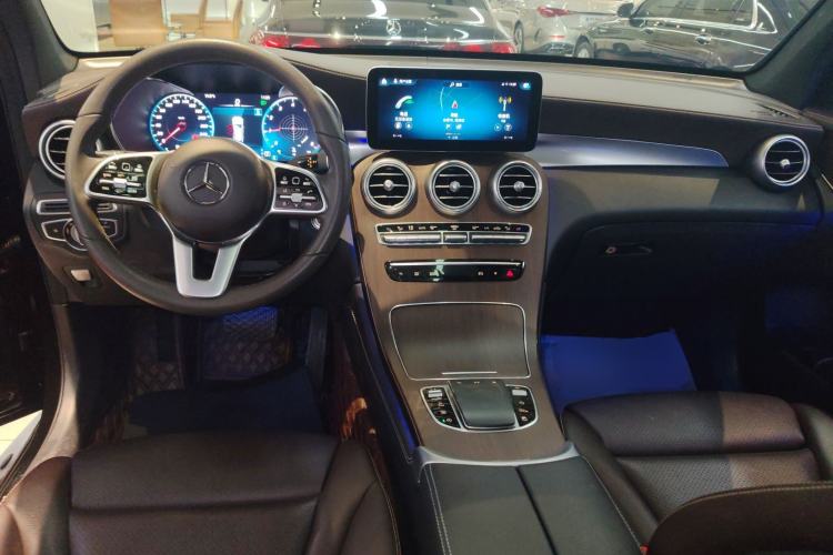 Used Mercedes-Benz GLC 2021 GLC 300 L 4MATIC Dynamic Model
