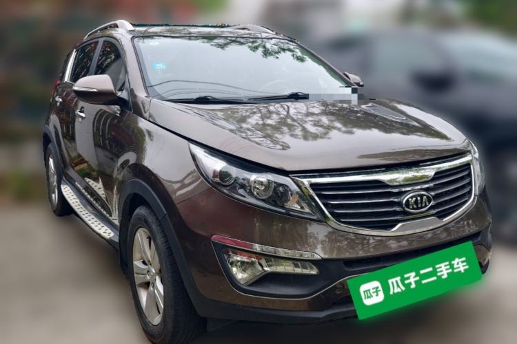 Used Kia Sportage R 2011 2.0L Automatic Two-Wheel Drive GLS Front Right 45 Deg