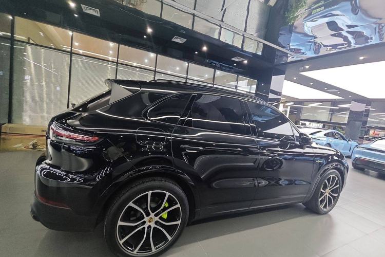 Used Porsche Cayenne E-Hybrid 2023 Cayenne E-Hybrid 2.0T Platinum Edition