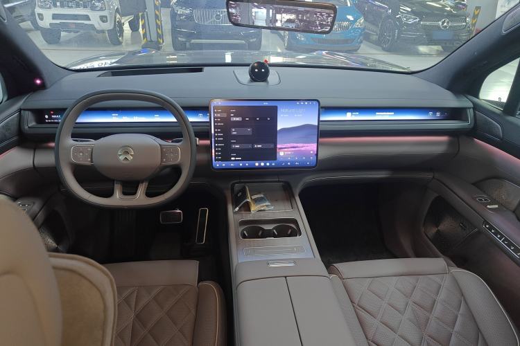 Used Nio ES8 2026 Model 6-seat Executive Luxury Edition Center Console