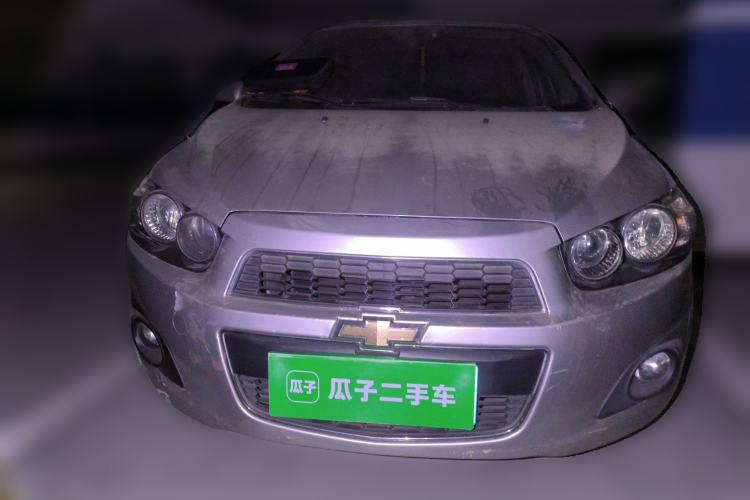 Used Chevrolet Aveo Sonic 2011 Sedan 1.4L Automatic SE