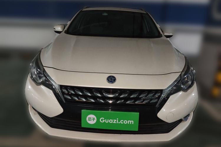 Used Venucia T90 2018 2.0L CVT Smart Connect Luxury Edition China V Standard
