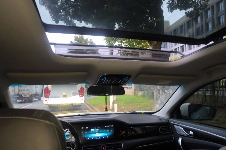 Used JETOUR X95 2020 1.6T DCT Exploration Pro Edition 6-seater
