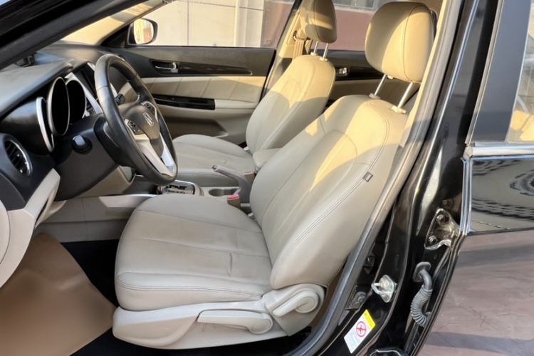 Used Changan Eado 2014 1.6L Automatic Prestige Model