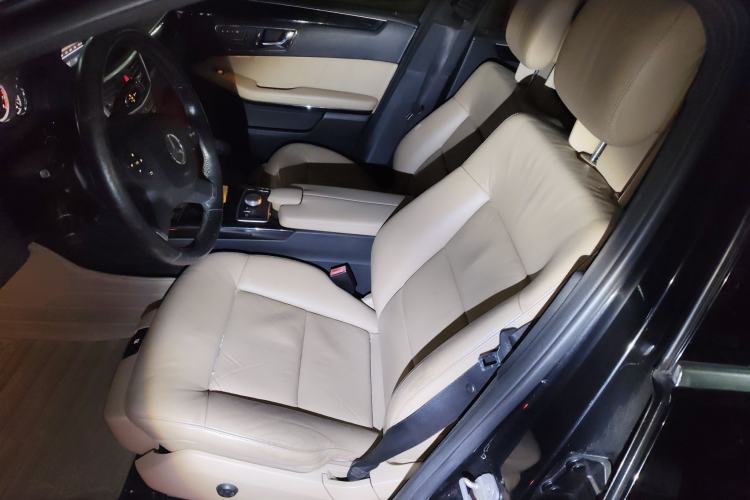 Used Mercedes-Benz E-Class 2010 E 300 L Fashion Model