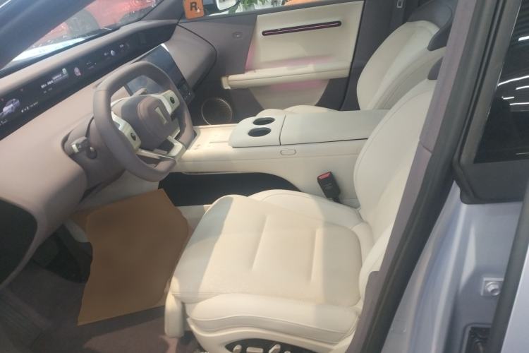 Used Avatr 06 2025 Pro Range-Extended Edition