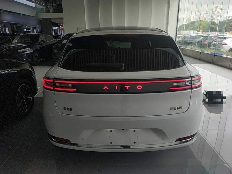 Used Hima AITO M5 2025 Extended-Range Ultra Rear-Wheel-Drive Version — 5
