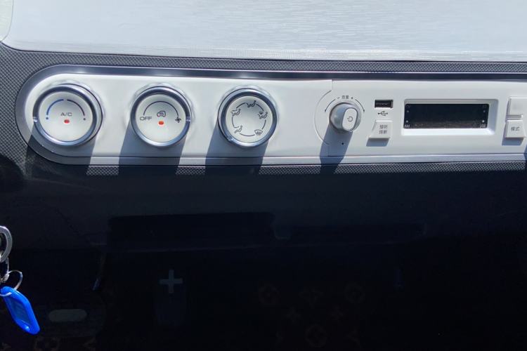 Used Wuling Hongguang MINIEV 2022 Macaron Premium Model – Lithium Iron Phosphate