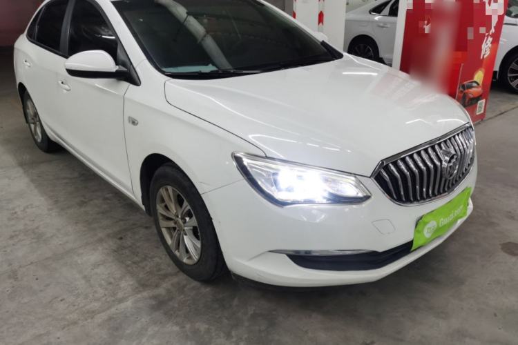 Used Buick GT 2017 15N Automatic Entry-Level Trim Front Right 45 Deg