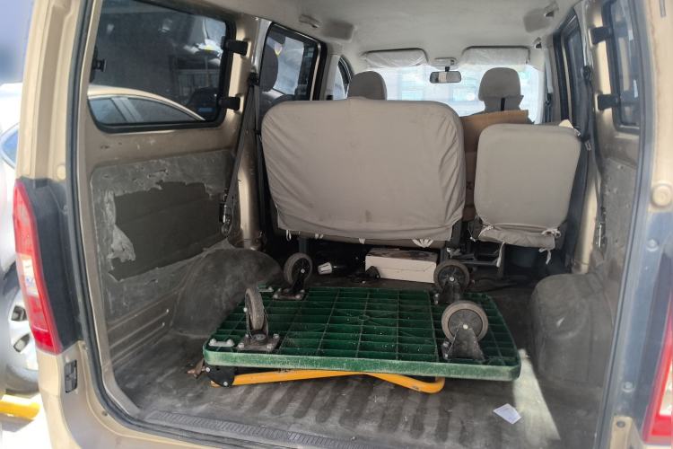 Used Wuling Rongguang V 2016 1.5L Practical Version