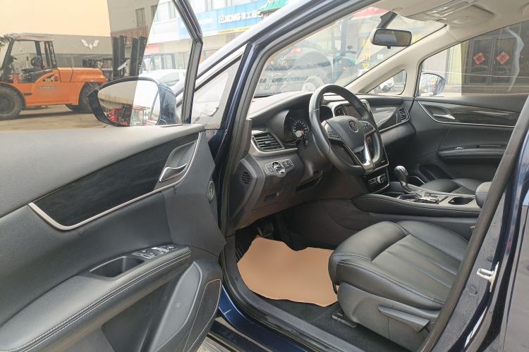 Used BYD Song MAX 2017 1.5T Automatic Smart Connect Luxury 7-Seater
