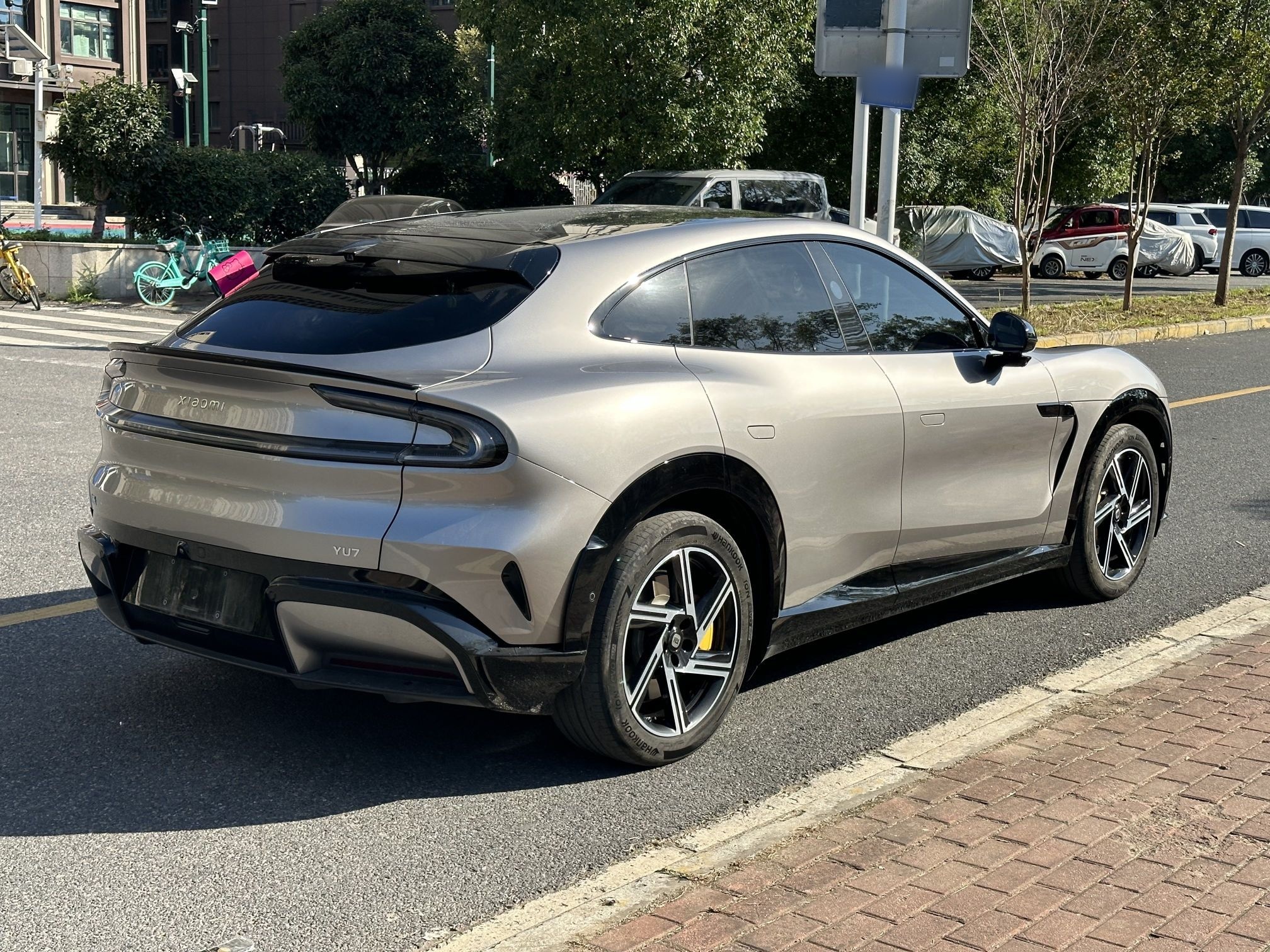 Xiaomi Auto YU7 2025 Ultra-Long Range All-Wheel Drive Pro Version — снимка 13