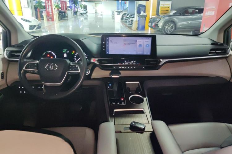 Used Toyota Granvia 2023 2.5L Hybrid Prestige PLUS Edition Center Console