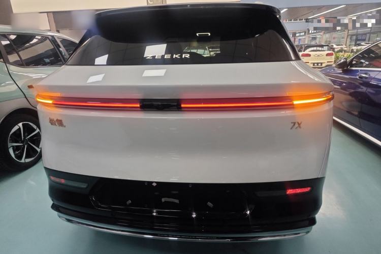 Used Zeekr 7X 2025 75 kWh Rear-Wheel Drive Intelligent Driving Version