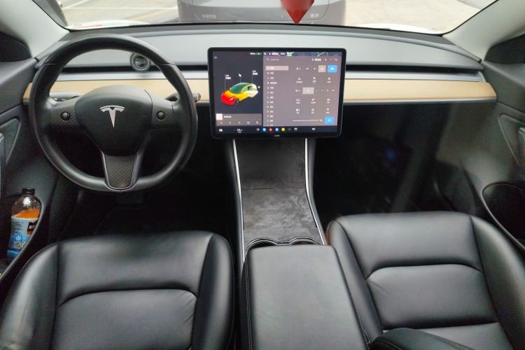 Used Tesla Model 3 2019 Long-Range Rear-Wheel-Drive Version Center Console