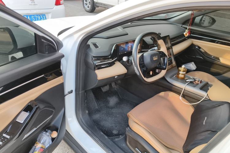 Used Geely Galaxy L6 2023 125km PLUS