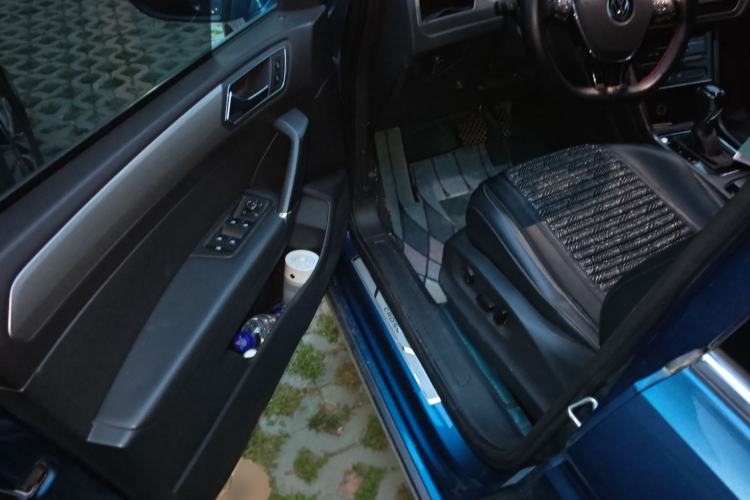 Used Volkswagen Touran 2021 Volkswagen Touran L 280TSI DSG Boundary Edition 7-Seater Driver Seat