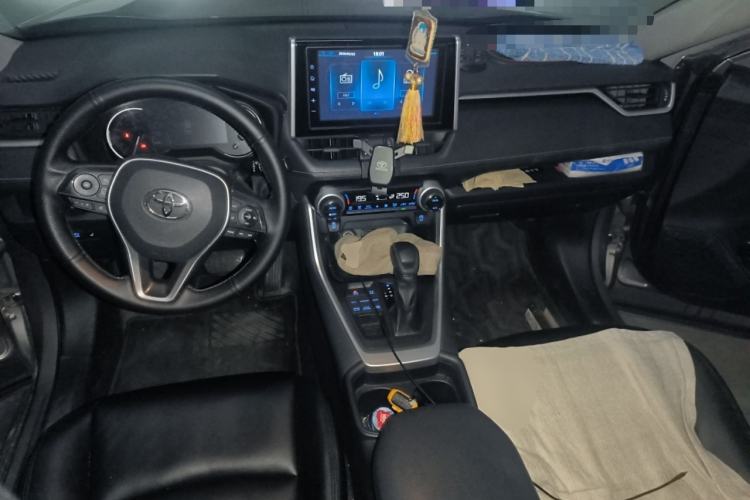 Used Toyota RAV4 2020 2.0L CVT 4x4 Trend Edition