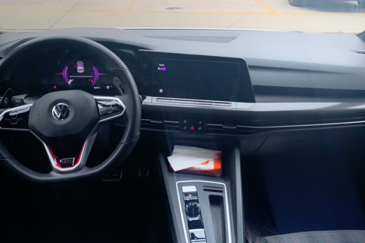 Used Volkswagen Golf GTI 2023 380TSI DSG GTI Interior 2