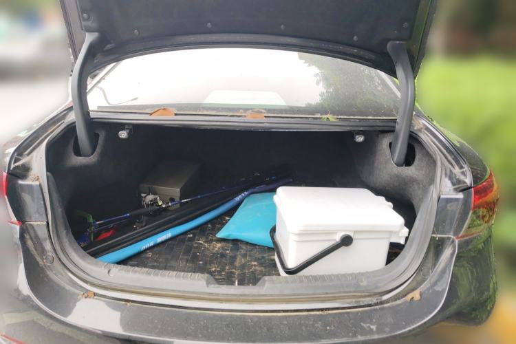 Used Mazda Atenza 2017 2.0L Blue Sky Luxury Edition Trunk