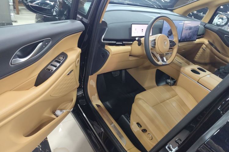 Used VOYAH Dream 2025 PHEV Four-Wheel Drive Excellence Kunpeng Edition Driver Seat