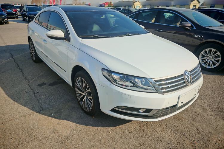 Used Volkswagen FAW-Volkswagen CC 2016 2.0 TSI Luxury Model
