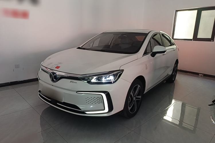 Used BAIC Beijing EU5 2018 R550 Smart Trend Edition