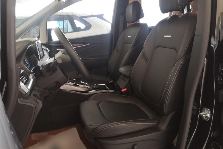 Used SAIC MAXUS Dajia 5 2022 1.3T Plug-in Enjoyment Edition 7-Seater
