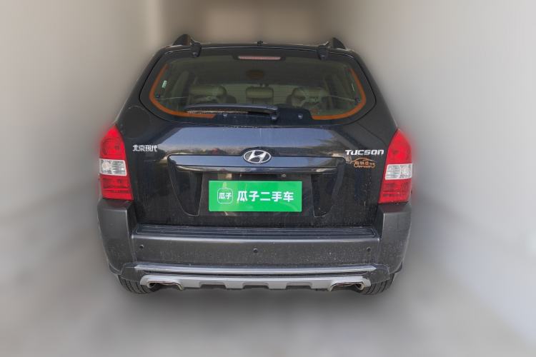 Used Hyundai Tucson 2009 2.0L Automatic Two-Wheel Drive with Sunroof